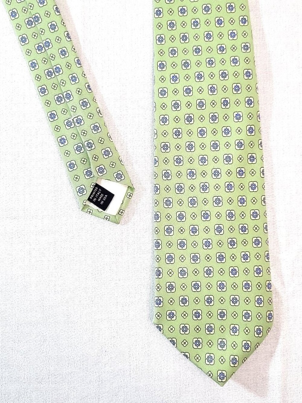 Brooks Brothers Makers Mens Silk Tie Green Blue Medallion Geometric Woven USA